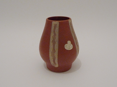 Nr. 1687
Stylish 50s 60s vase

Brown base with white carved stripes

[b]Sawa Keramik[/b]

Model 772-12

Good vintage condition, no damage

H 12 cm x W 9,5 cm

7 euro

[url=https://kosai.be/gallery/contact.php?referer=index.php][img]https://kosai.be/gallery/varia/buy.jpg[/img][/url]


[img]https://www.kosai.be/images/1687.jpg[/img]


[img]https://www.kosai.be/images/1687_4.jpg[/img]


[img]https://www.kosai.be/images/1687_5.jpg[/img]


[img]https://www.kosai.be/images/1687_6.jpg[/img]


[img]https://www.kosai.be/images/1687_7lr.jpg[/img]


[url=https://kosai.be/gallery/contact.php?referer=index.php][img]https://kosai.be/gallery/varia/buy.jpg[/img][/url]


[url=https://kosai.be/gallery/displayimage.php?pid=81]Back to top[/url]
Keywords: Others