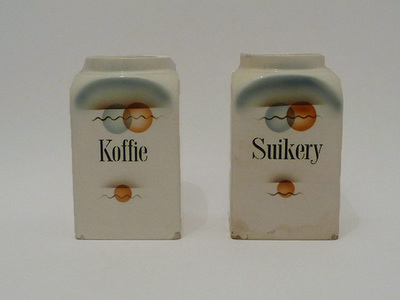 Nr. 1409
Two art deco airbrushed kitchen saving jars

[b]Annaburg Germany[/b]

Model 51/1

At the bottom are several old chips, 
the 'Suikery' jar has browning from usage

H 16 cm x W 9,5 cm

25 euro

[url=https://kosai.be/gallery/contact.php?referer=index.php][img]https://kosai.be/gallery/varia/buy.jpg[/img][/url]


[img]https://www.kosai.be/images/1409.jpg[/img]


[img]https://www.kosai.be/images/1409_2lr.jpg[/img]


[img]https://www.kosai.be/images/1409_3lr.jpg[/img]


[img]https://www.kosai.be/images/1409_5lr.jpg[/img]


[img]https://www.kosai.be/images/1409_6lr.jpg[/img]


[img]https://www.kosai.be/images/1409_7lr.jpg[/img]


[img]https://www.kosai.be/images/1409_8lr.jpg[/img]


[url=https://kosai.be/gallery/contact.php?referer=index.php][img]https://kosai.be/gallery/varia/buy.jpg[/img][/url]


[url=https://kosai.be/gallery/displayimage.php?pid=73]Back to top[/url]
Keywords: Annaburg